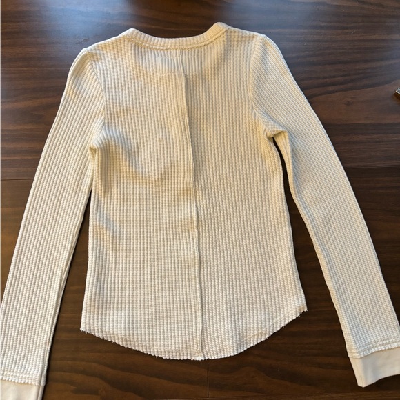 Faherty Legend Apres Waffle Henley - Picture 8 of 8